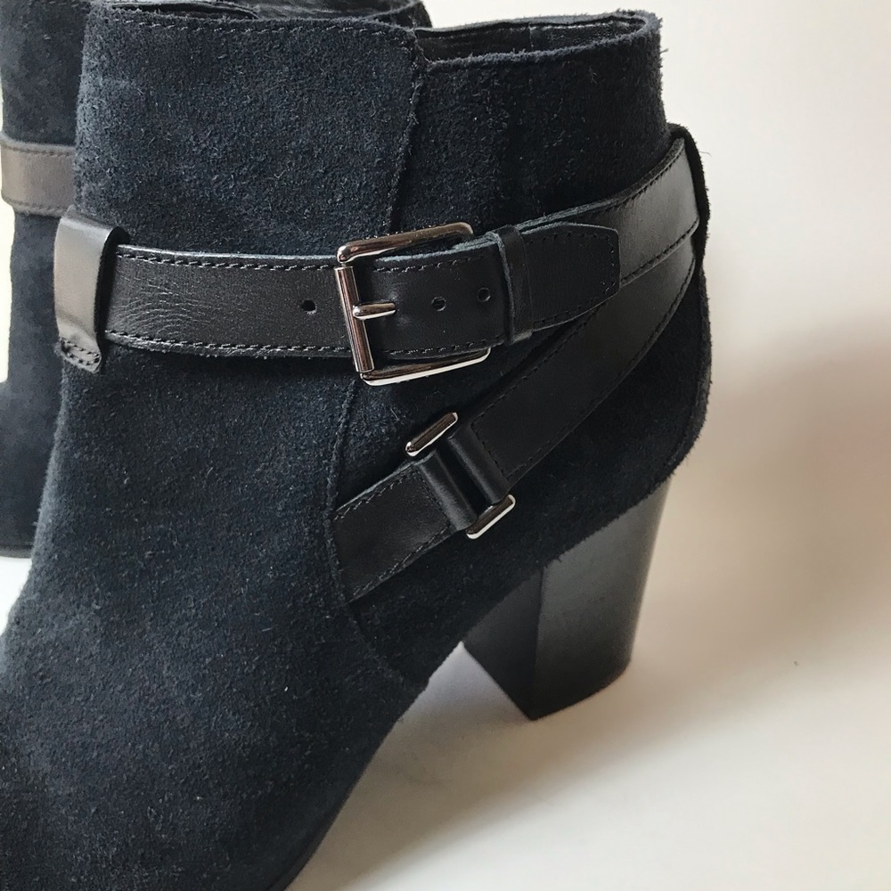 NWT Cole Haan Suede Ankle Boots with Heel-Size 8.5 - Picture 3 of 8